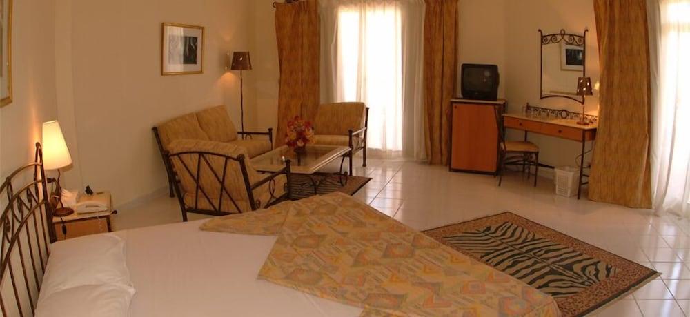Bella Vista Resort Hurghada Families And Couples Only Bagian luar foto