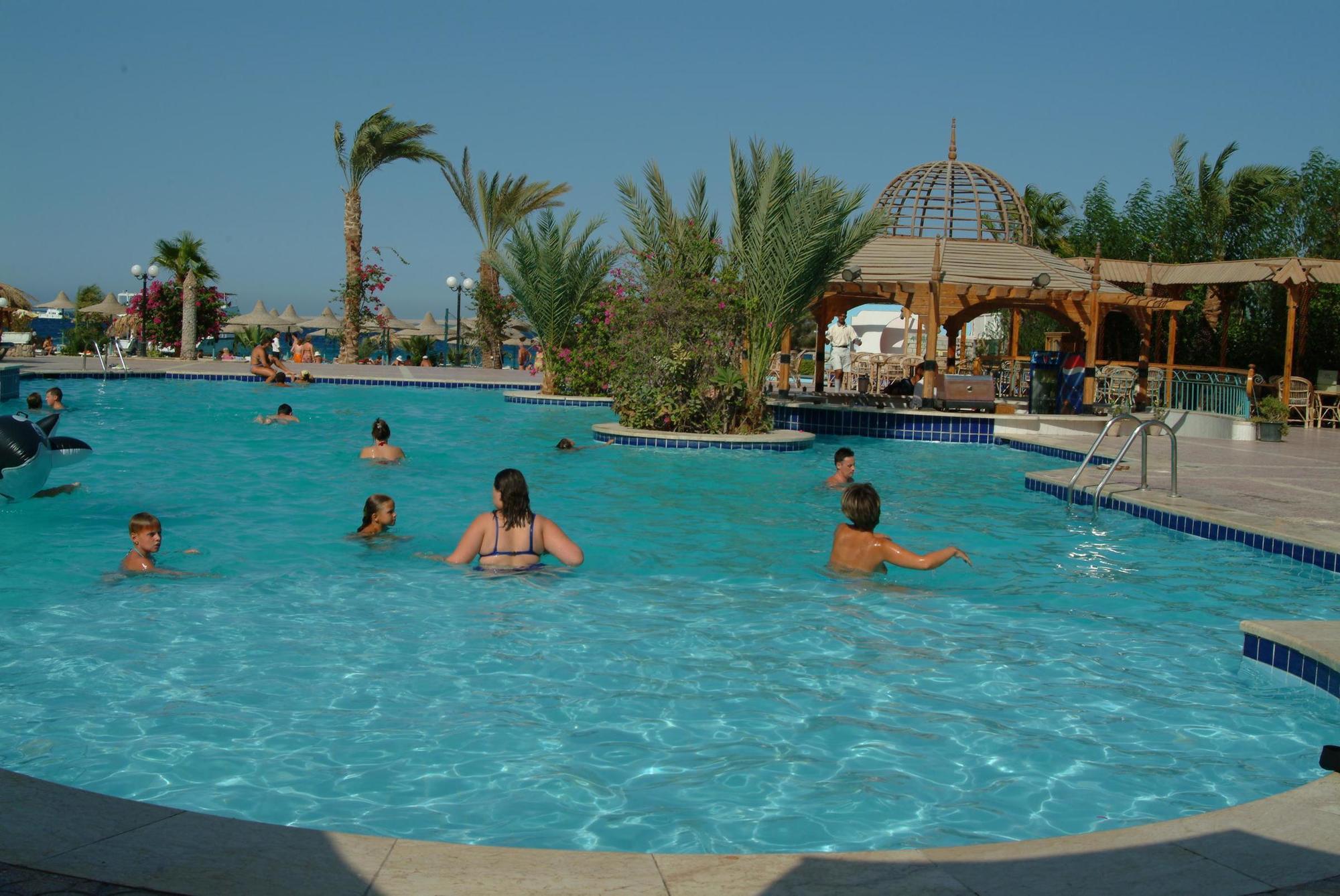 Bella Vista Resort Hurghada Families And Couples Only Bagian luar foto
