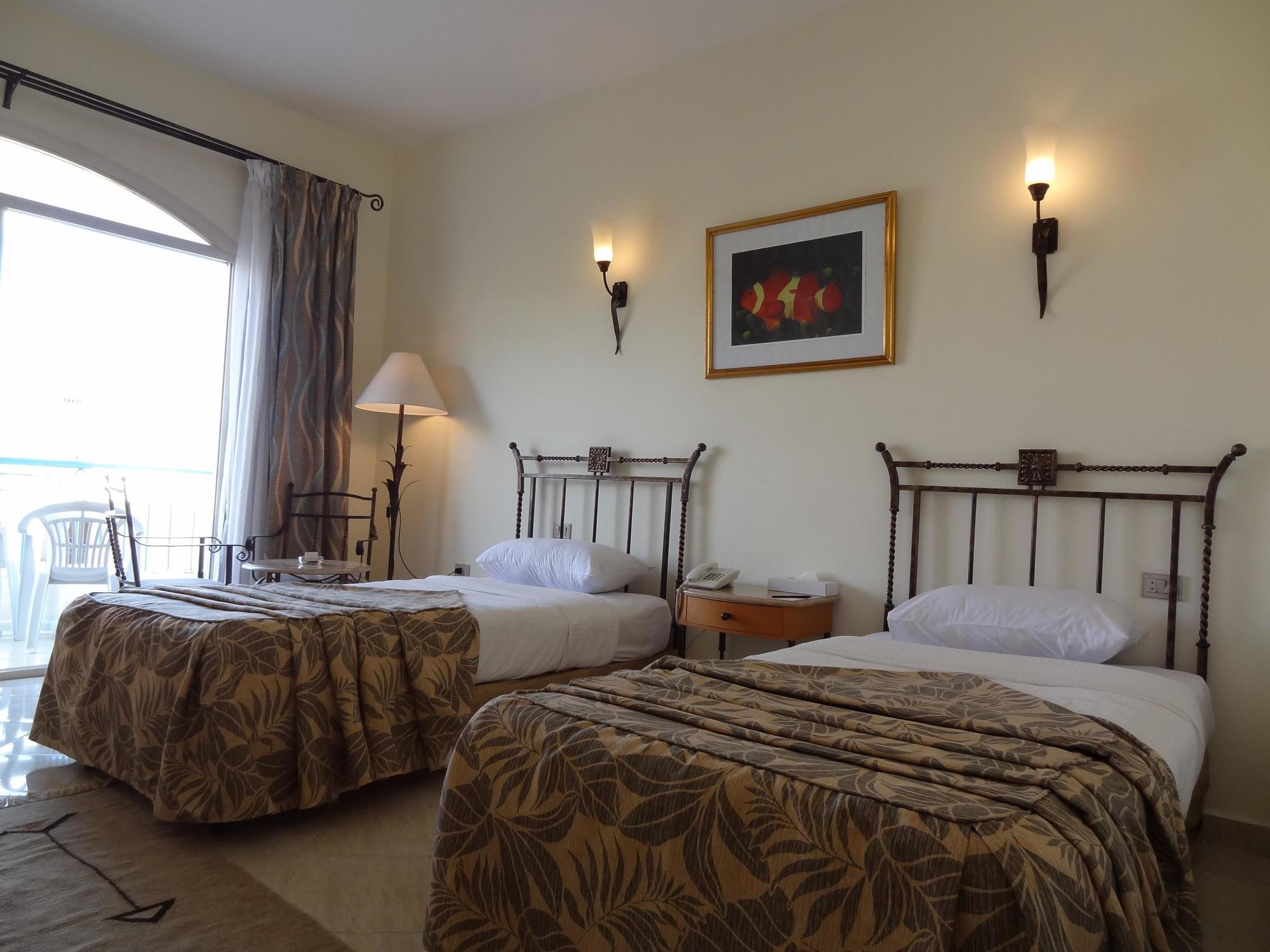 Bella Vista Resort Hurghada Families And Couples Only Bagian luar foto