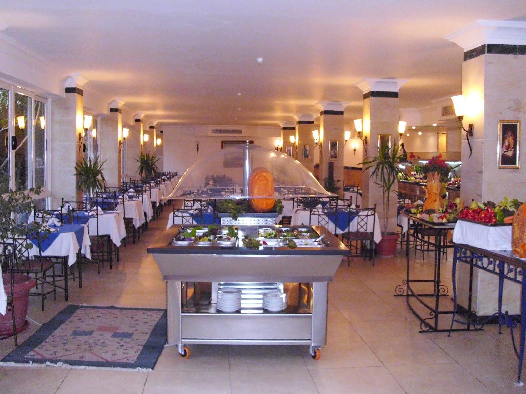 Bella Vista Resort Hurghada Families And Couples Only Bagian luar foto