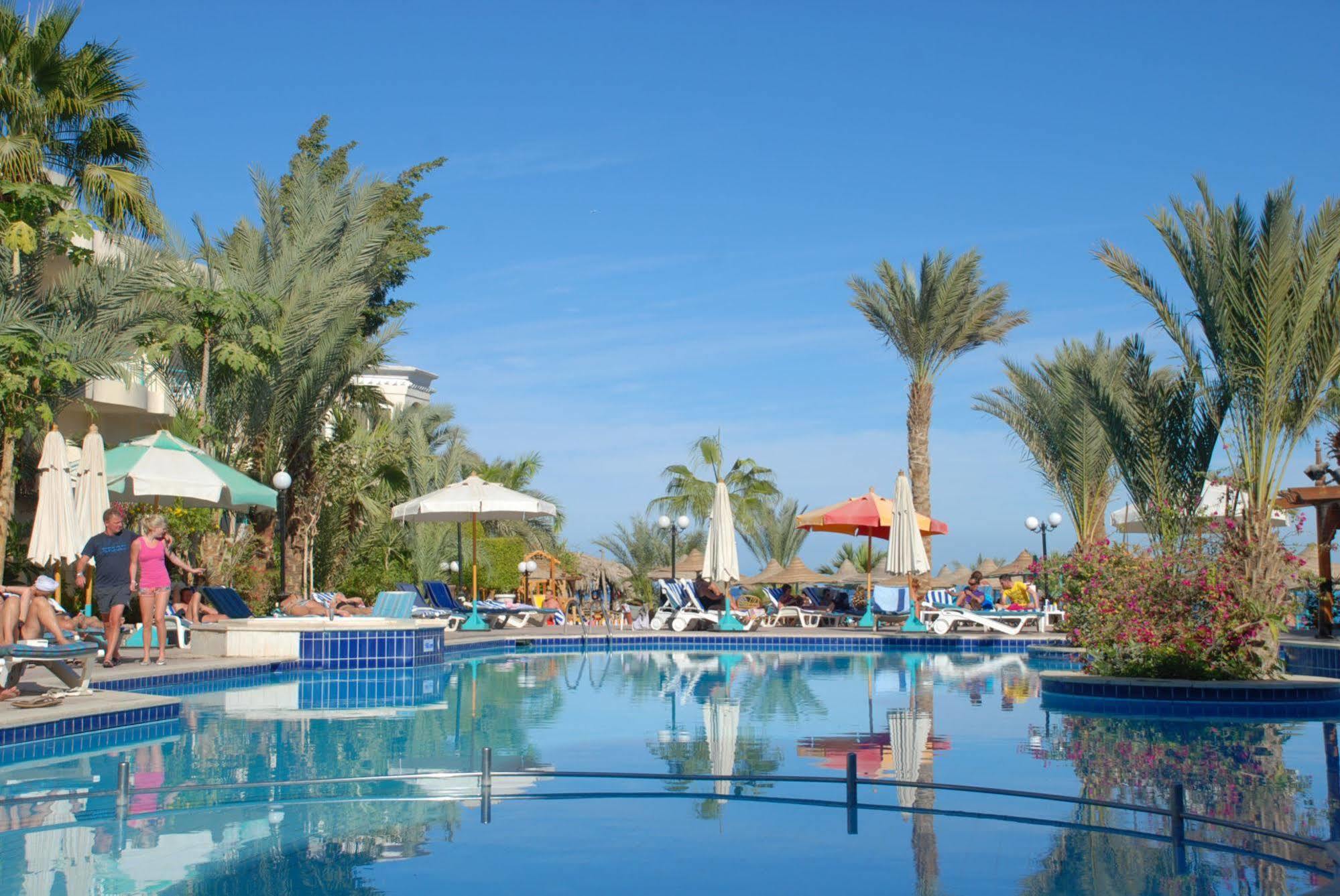 Bella Vista Resort Hurghada Families And Couples Only Bagian luar foto