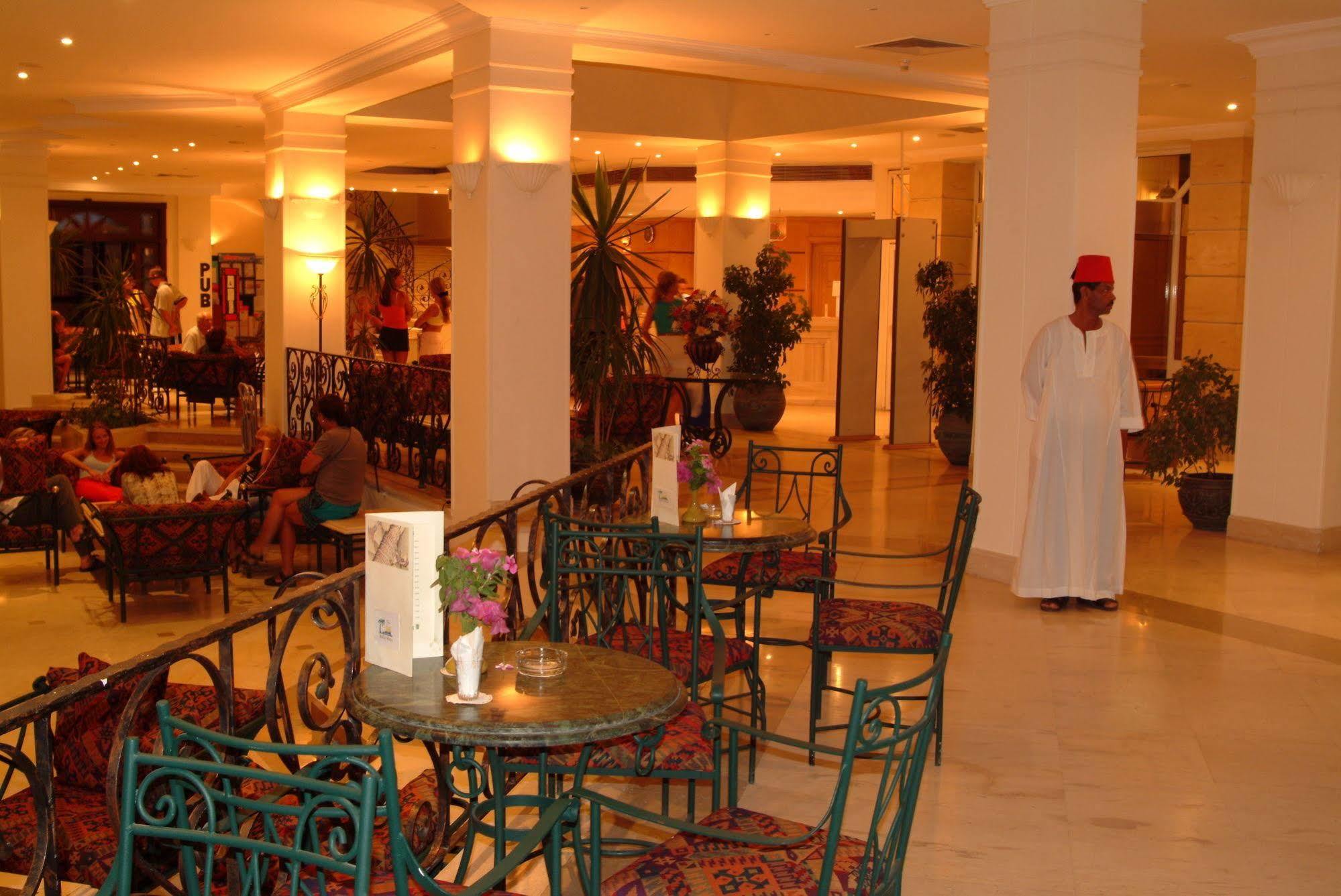 Bella Vista Resort Hurghada Families And Couples Only Bagian luar foto